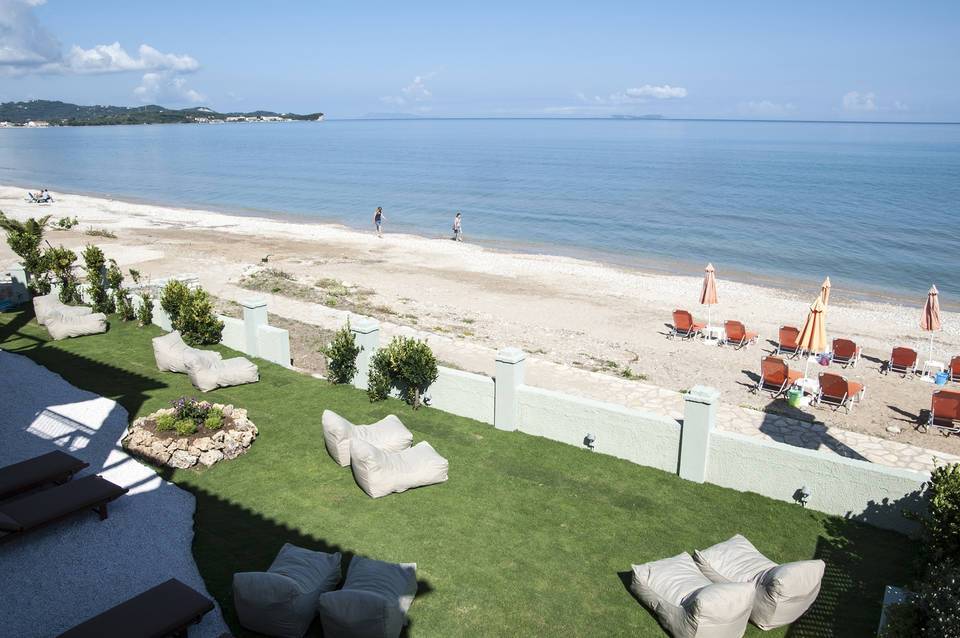 Cressida Seaside Apartments 1