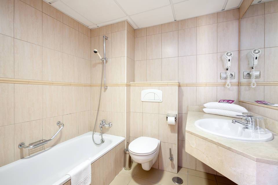 Hotel Chatur Costa Caleta 5