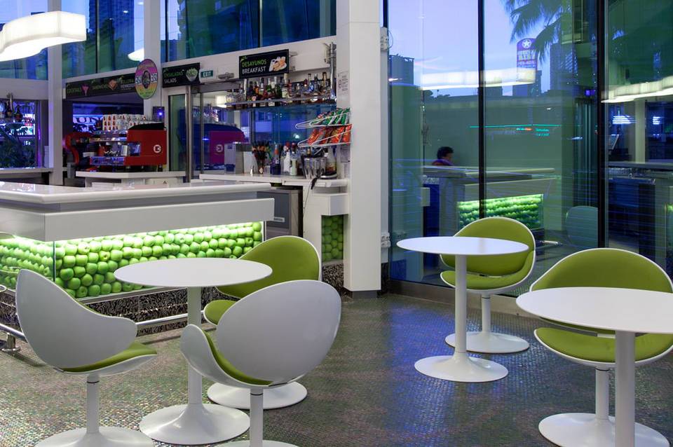 Riviera Beachotel 4