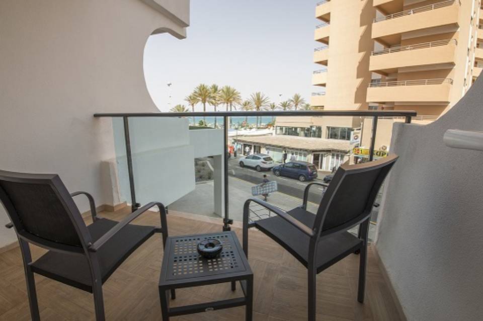 HN Negresco Beach Hotel 4