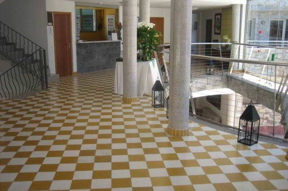 Terraza Amadores 3