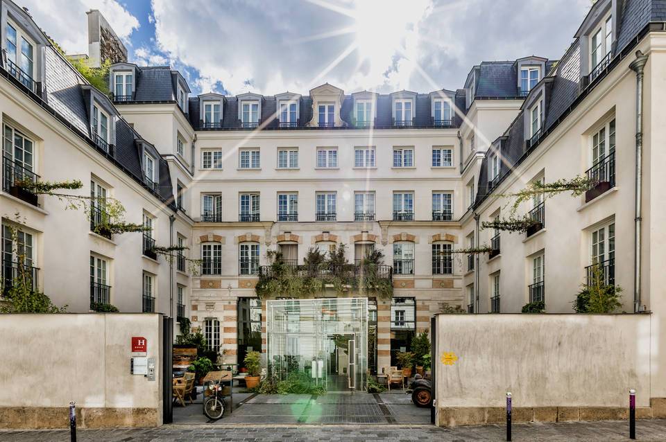 Kube Paris 1