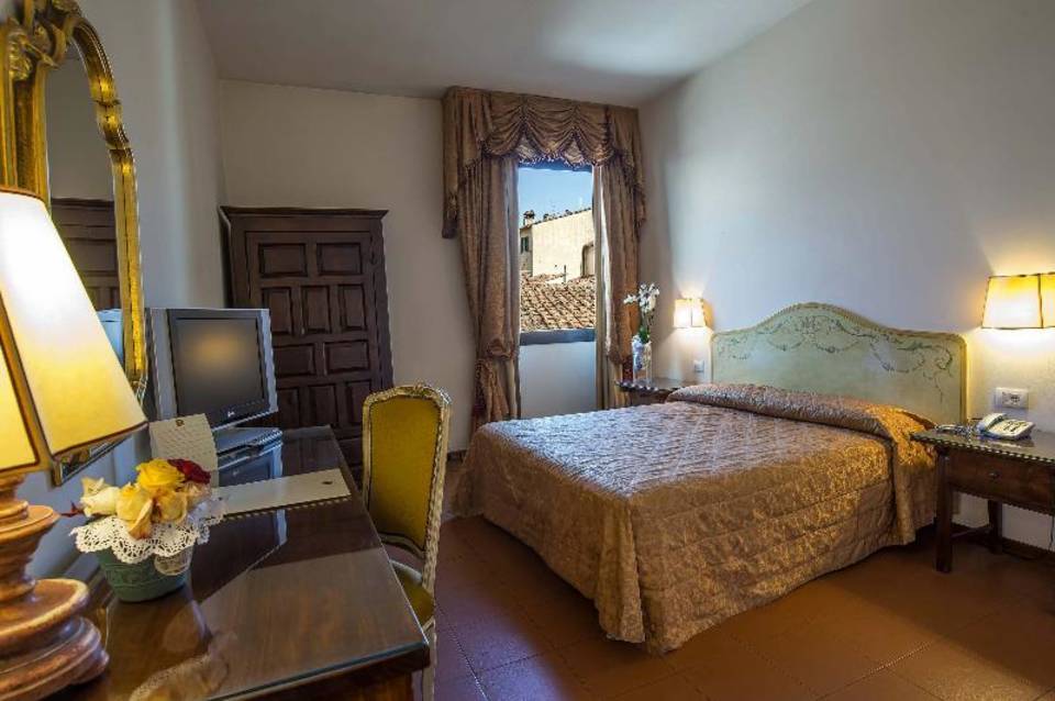 Machiavelli Palace 5