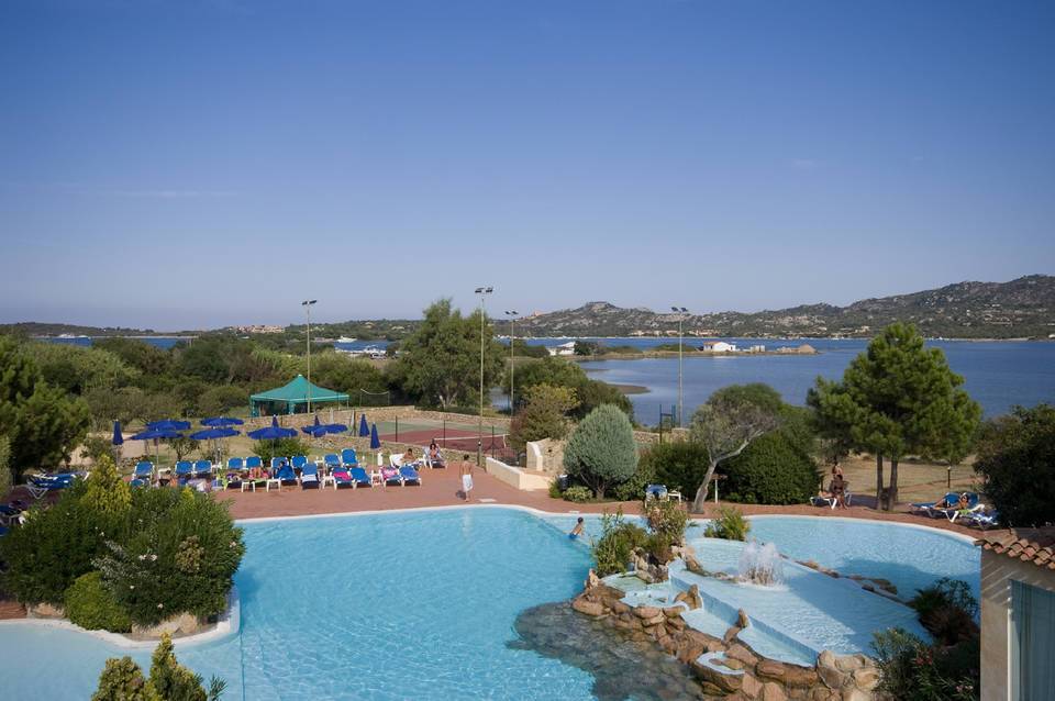 Colonna Hotel Du Golf 2