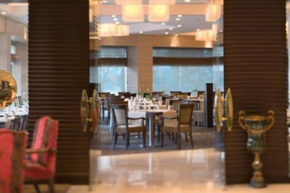 Mövenpick Hotel Izmir 4