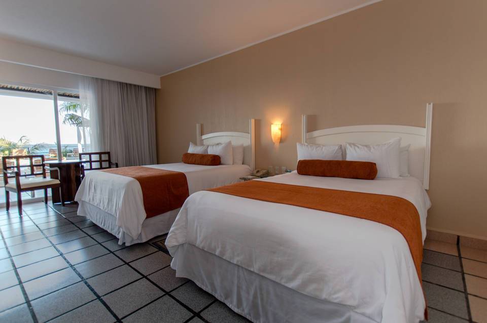 Flamingo Cancun Resort 4