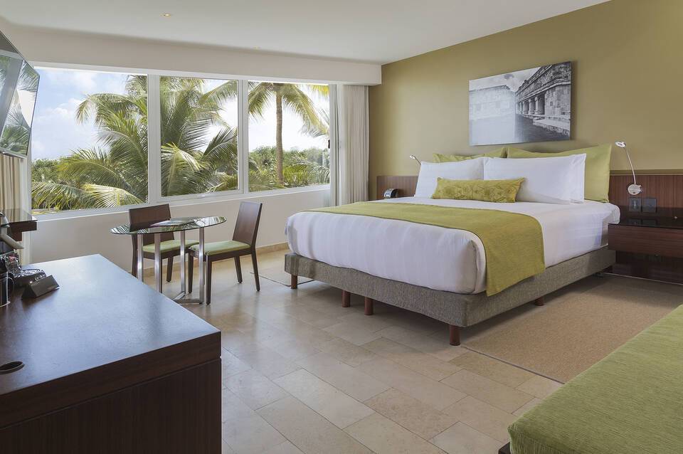 InterContinental Presidente Cancun Resort 1