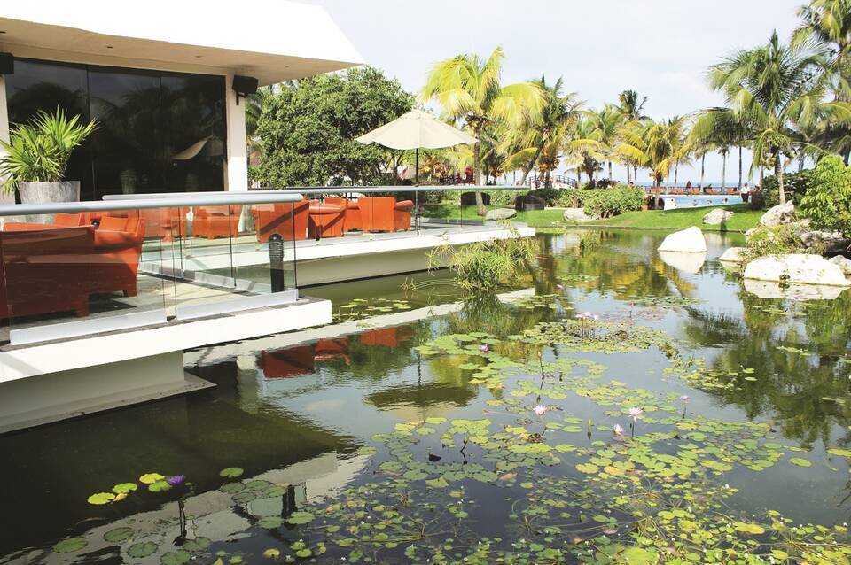 The Pyramid Cancun by Oasis 2