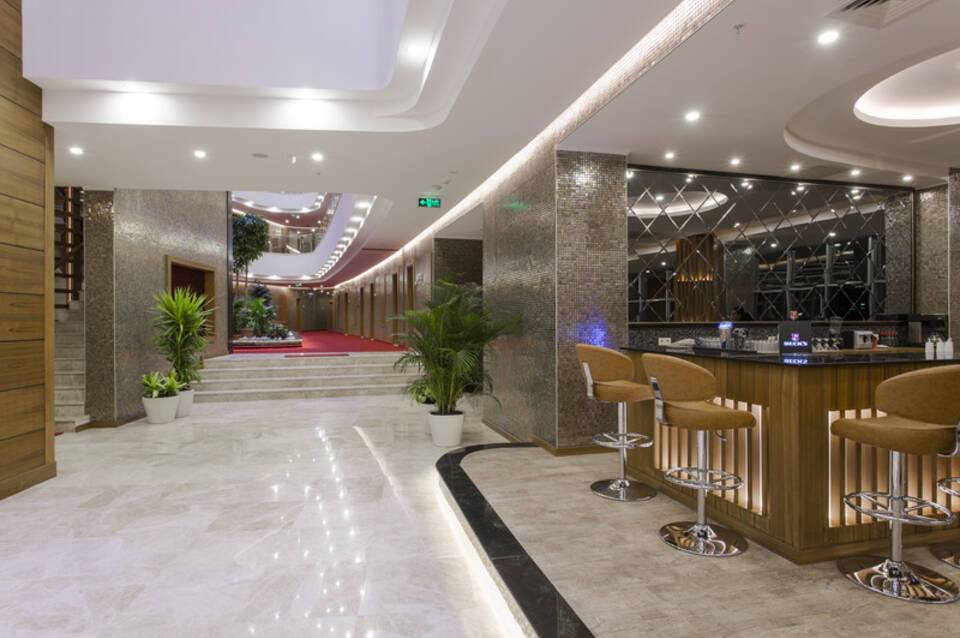 Michell Hotel Spa Beach Club 3