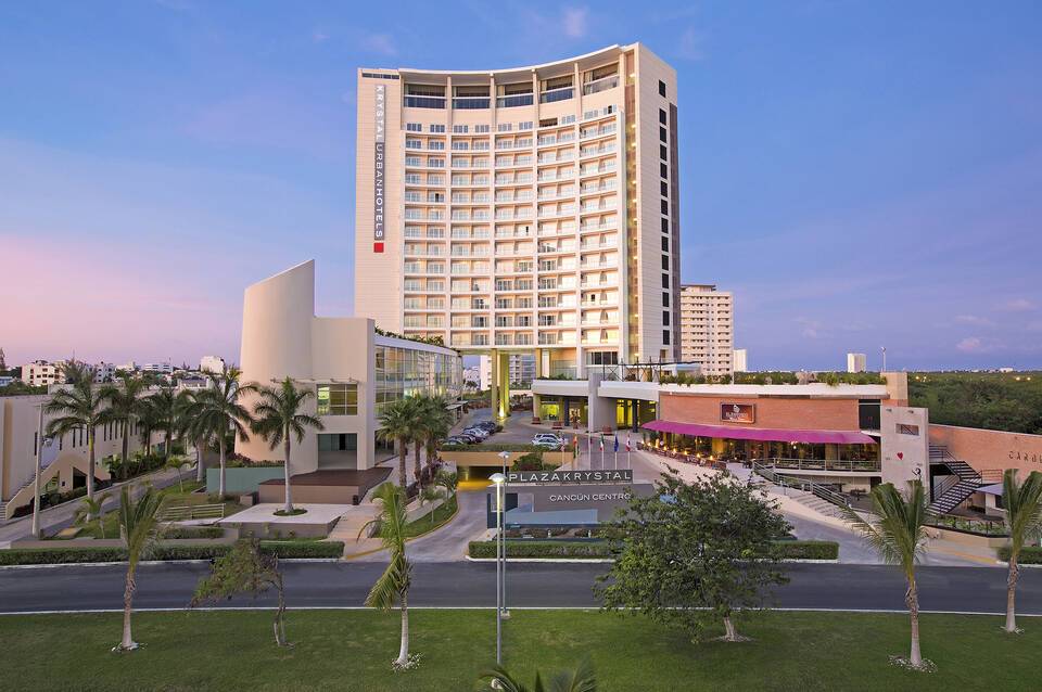 Krystal Urban Hotels Cancun Centro 1