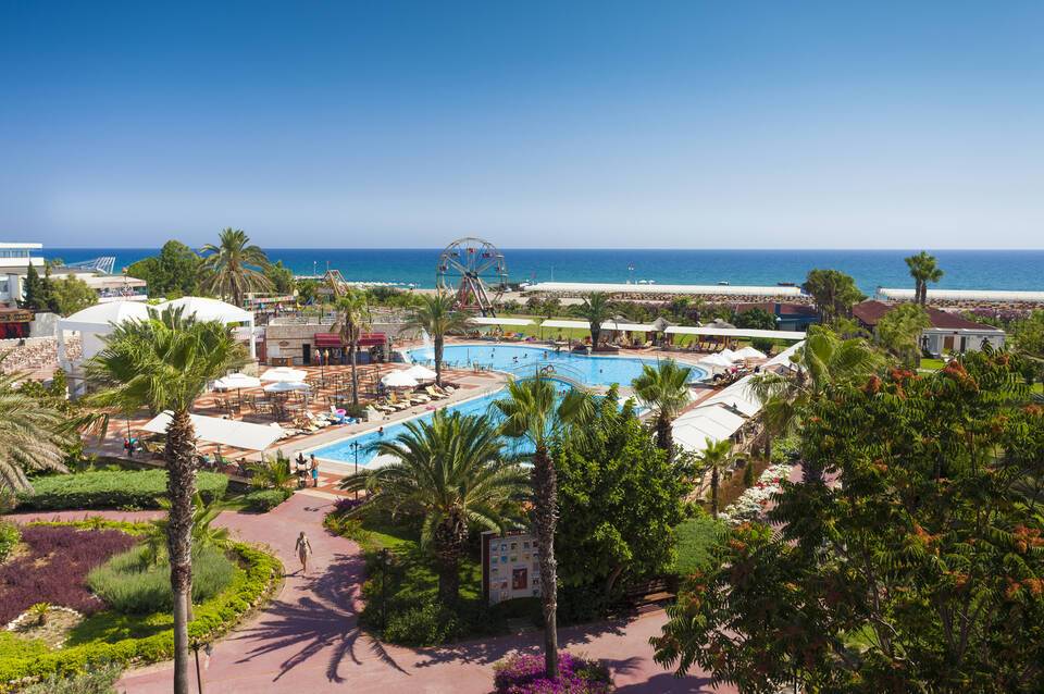 Club Hotel Turan Prince World 1