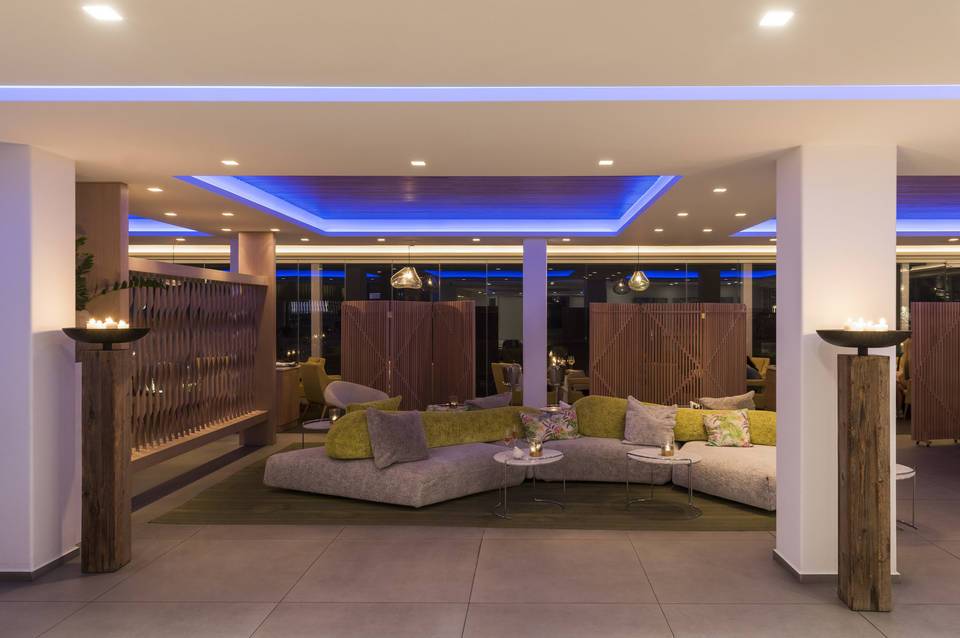 Myconian Korali Relais & Chateaux 2