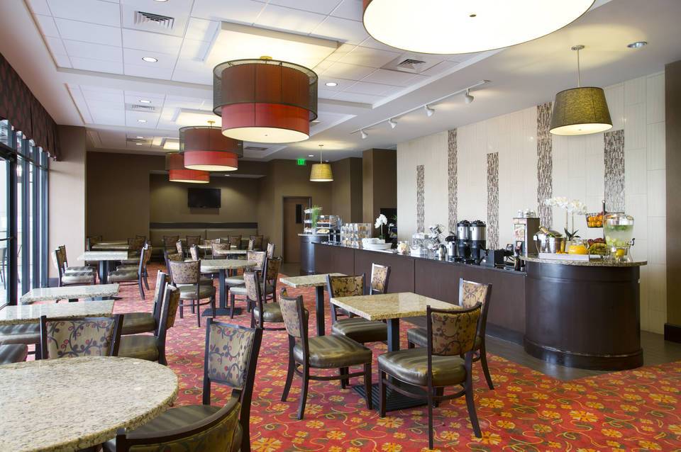 Ramada Plaza by Wyndham Orlando Resort & Suites International Drive 2