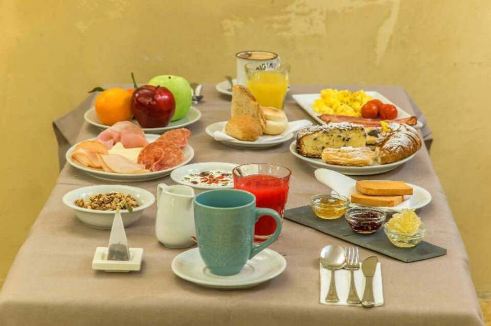 Room Select Via Veneto 5