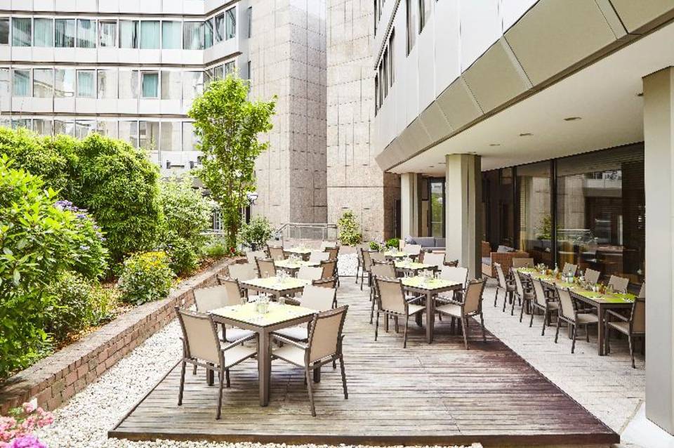 Clayton Hotel Düsseldorf 5