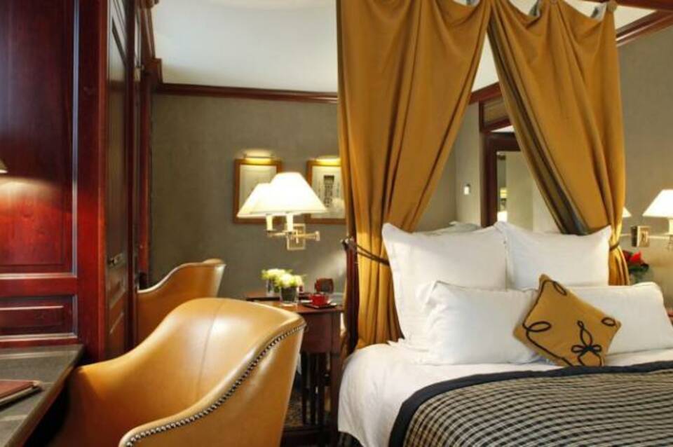 Warwick Grand-Place Brussels 2