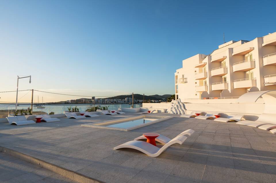 THB Naeco Ibiza 4
