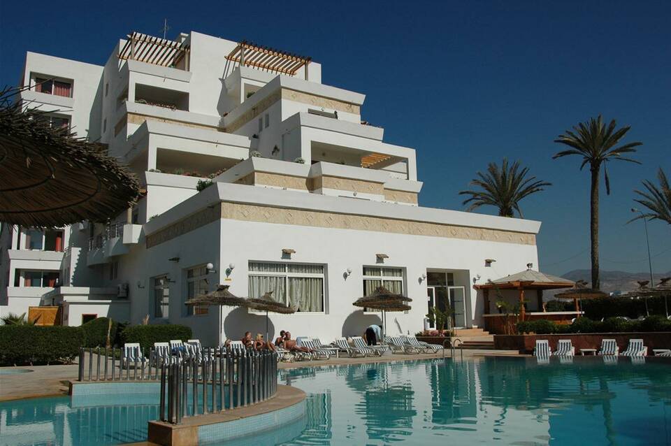 Intouriste Hotel & Suites 4