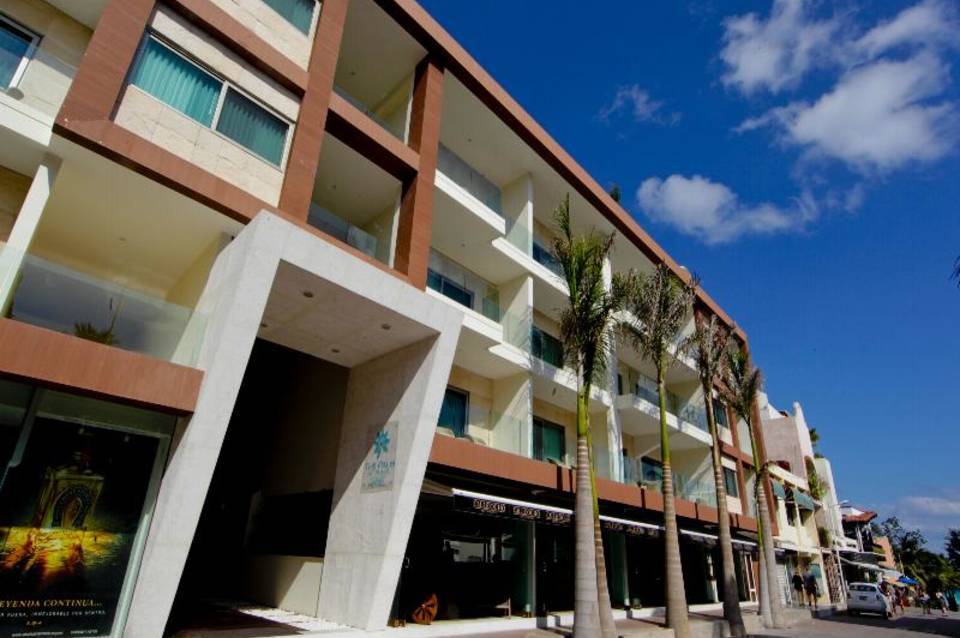 The Palm at Playa 3