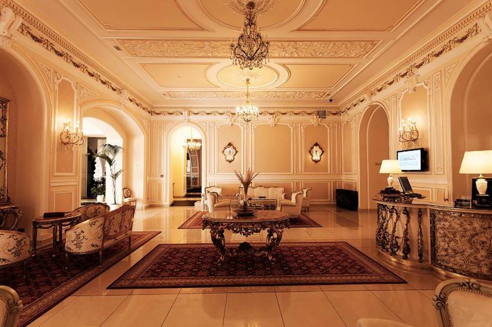 Grand Hotel Continental 1