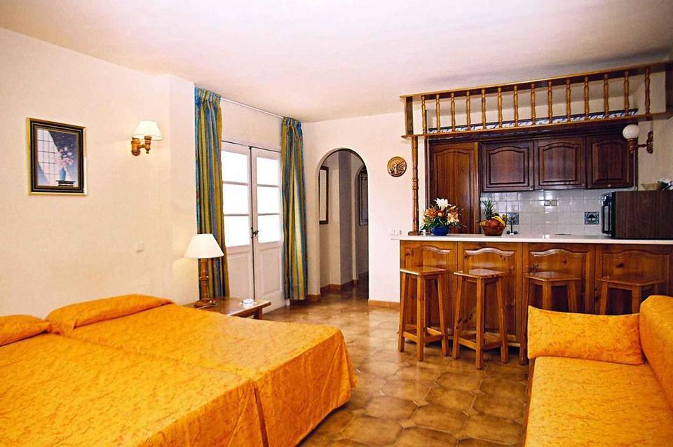 Pueblo Torviscas Holiday Apartments 4