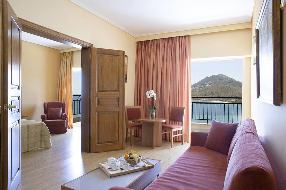 Zeus Dolce by Wyndham Athens 5