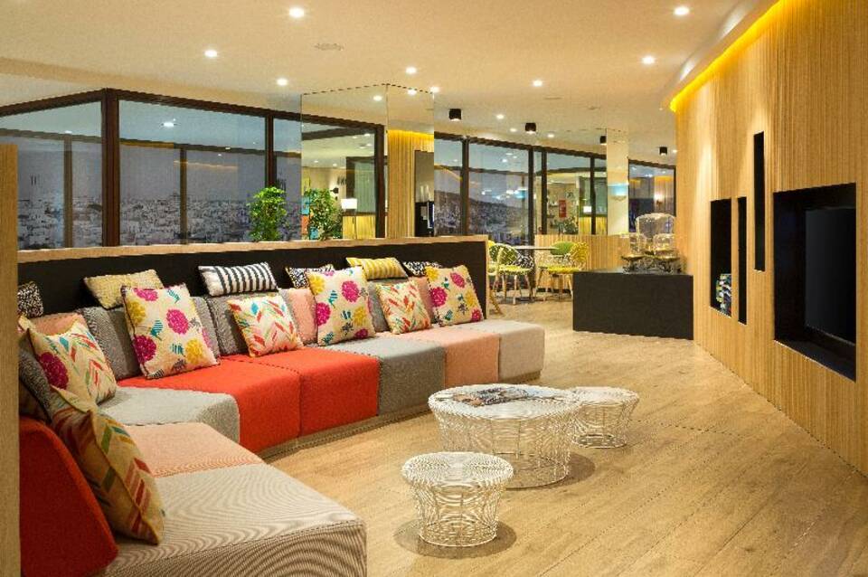 Citadines Ramblas Barcelona 5