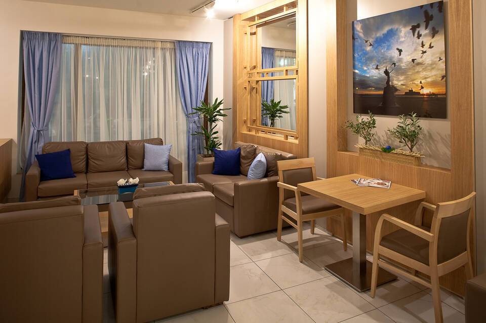 Hermes Hotel 2