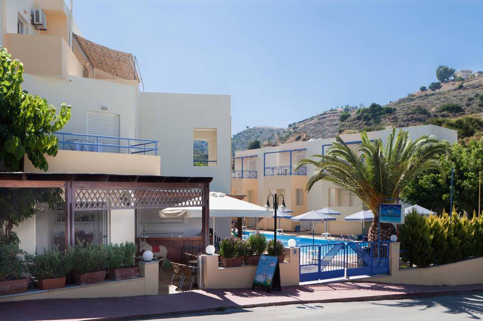 Blue Horizon Apartments 5