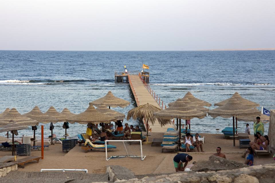 Tamra Beach Resort 3