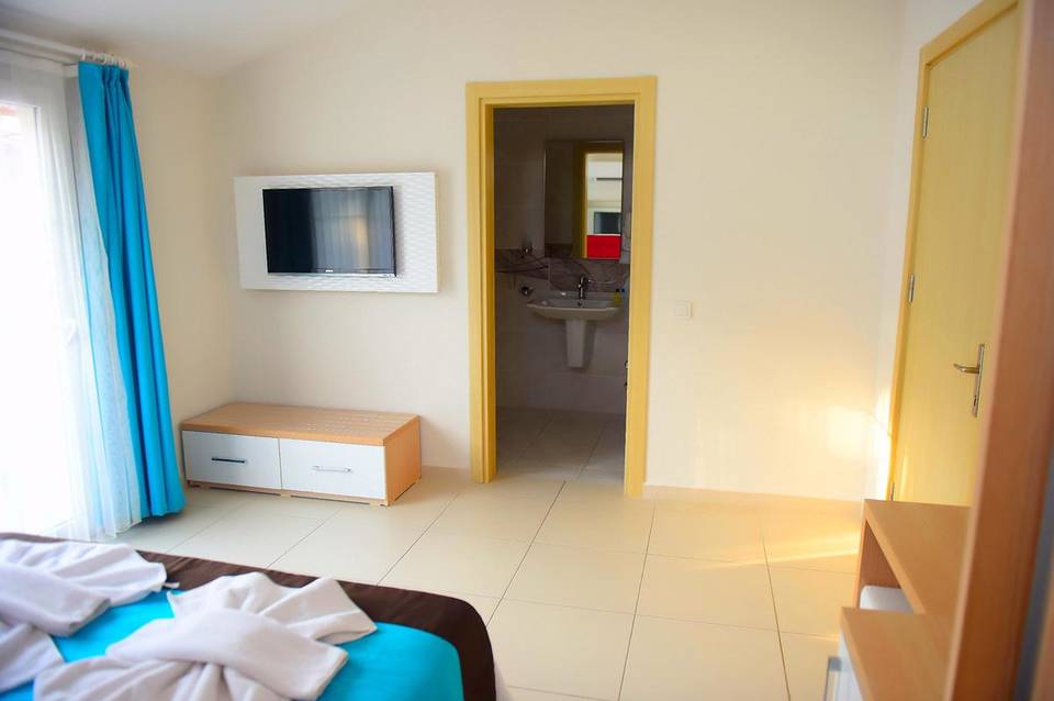 Marcan Beach Hotel 1