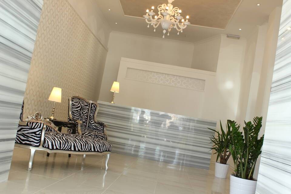 Sliema Marina Hotel 5