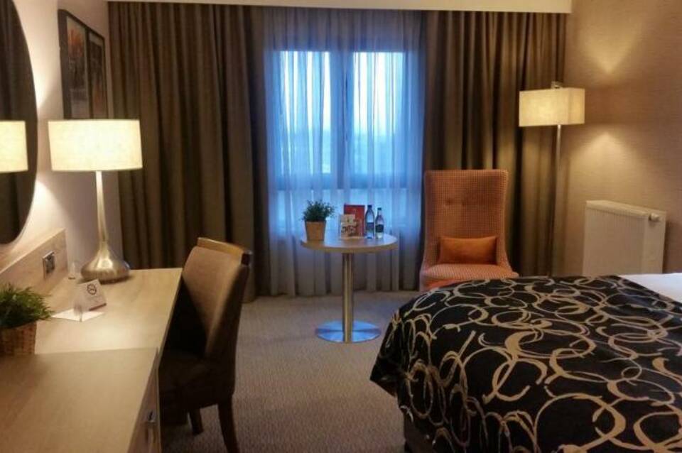 Clayton Hotel Leopardstown 5