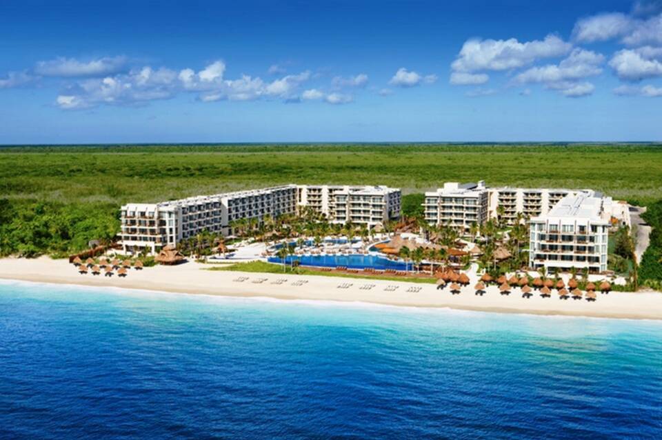 Dreams Riviera Cancun Resort & Spa 1