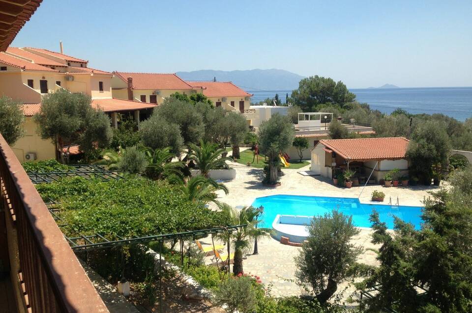 Limnionas Bay Village 3