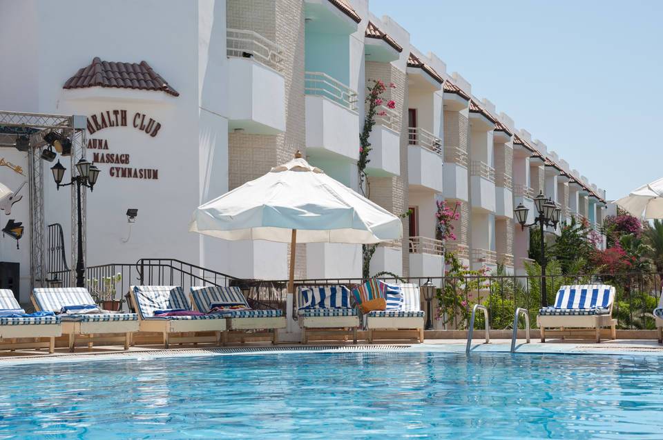 Minamark Beach Resort 2