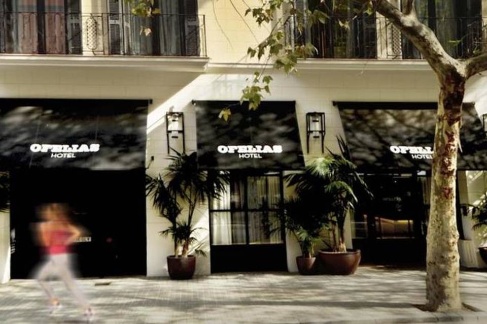 Ofelias Hotel 1