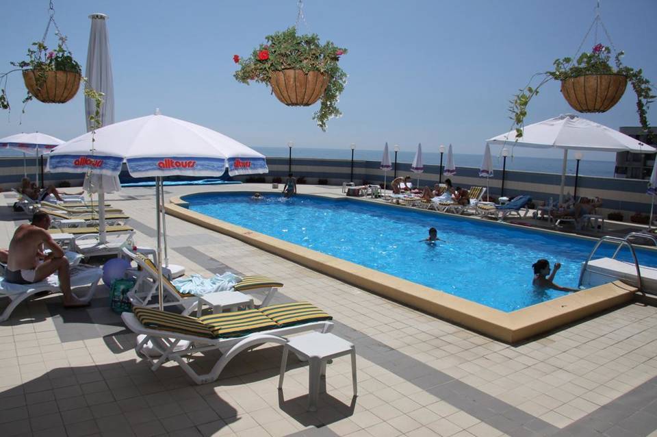 Hotel Lilia 1