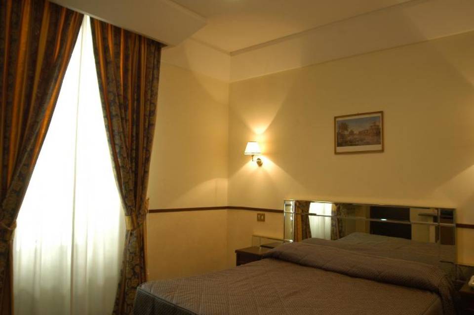 Hotel Garda Rome 1