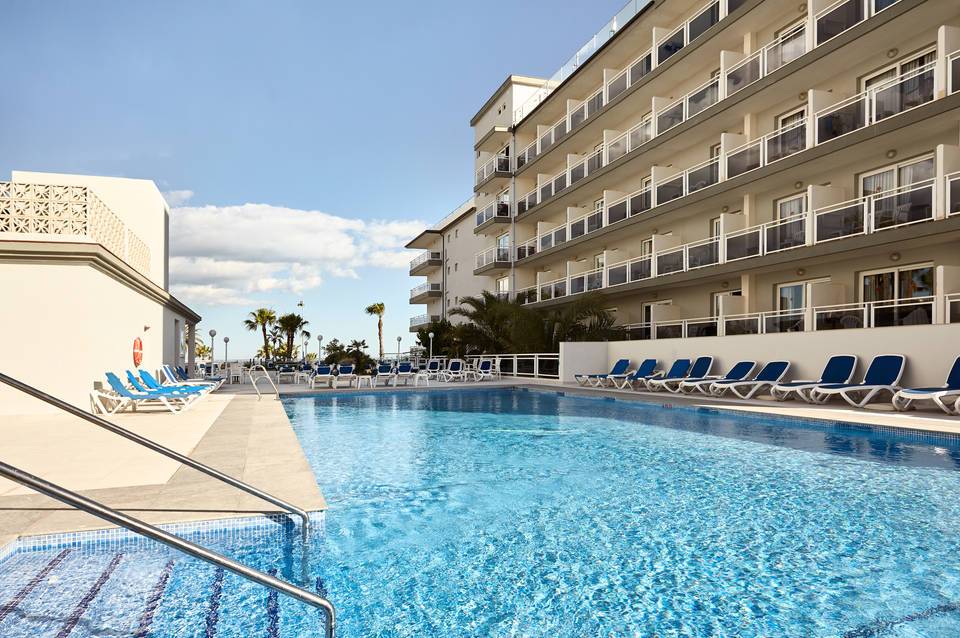 Hotel Las Arenas Affiliated by Meliá 2