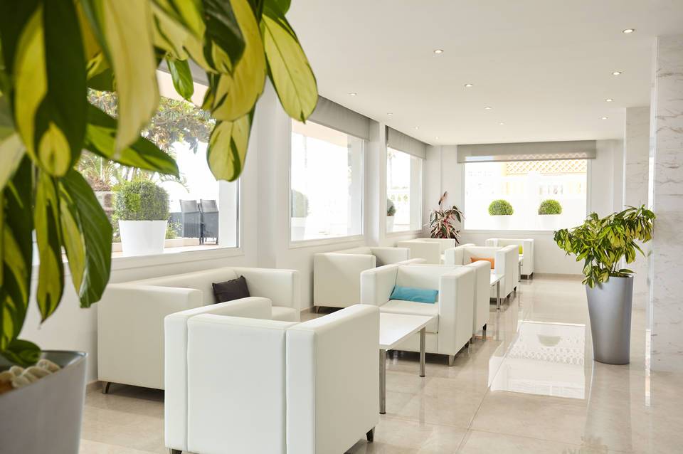 Hotel Las Arenas Affiliated by Meliá 3