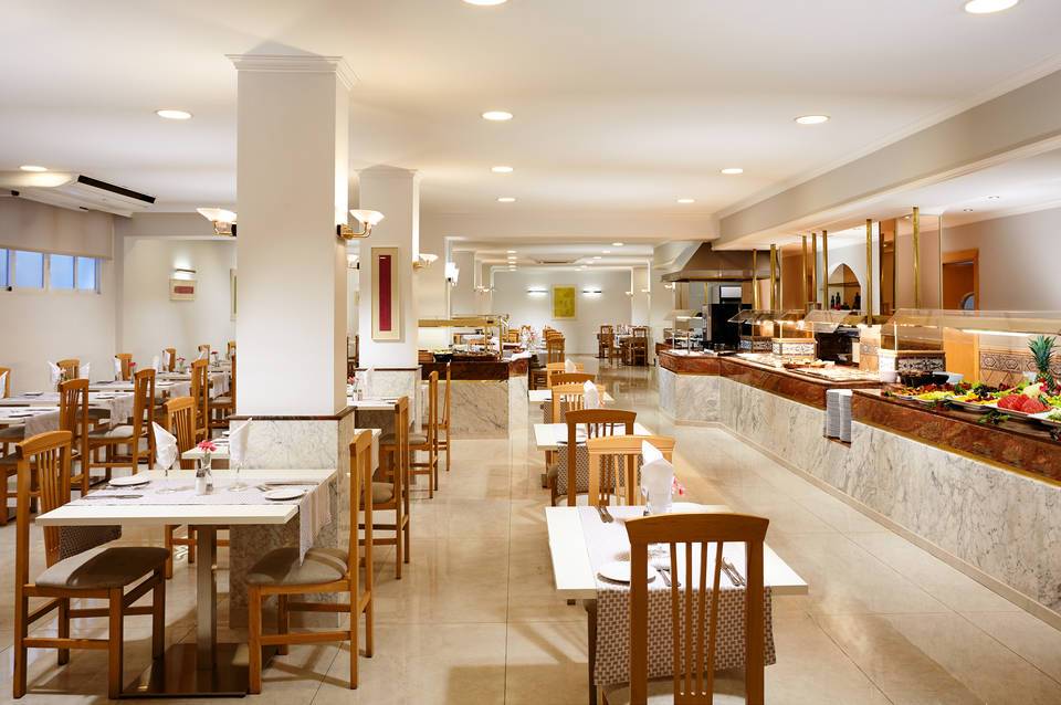 Hotel Las Arenas Affiliated by Meliá 5