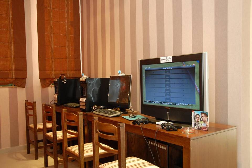 Oscar Hotel 5