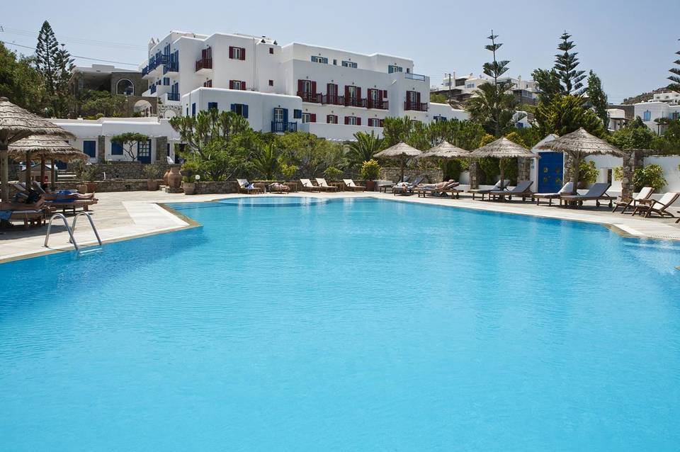 Kamari Hotel 1