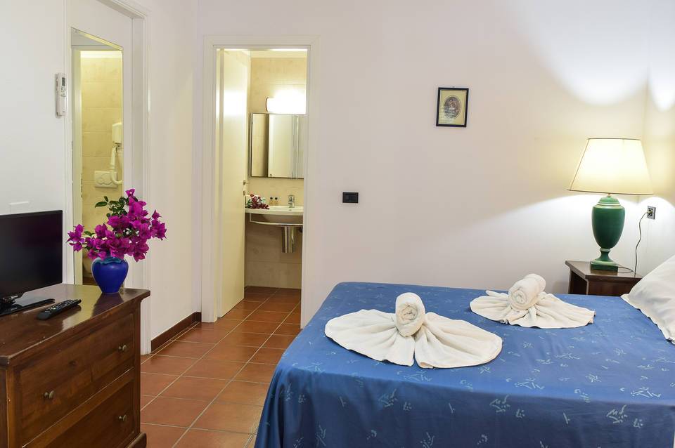 Keri Village & Spa By Zante Plaza 5