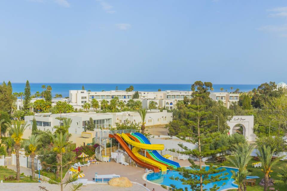 Riviera Hotel 2