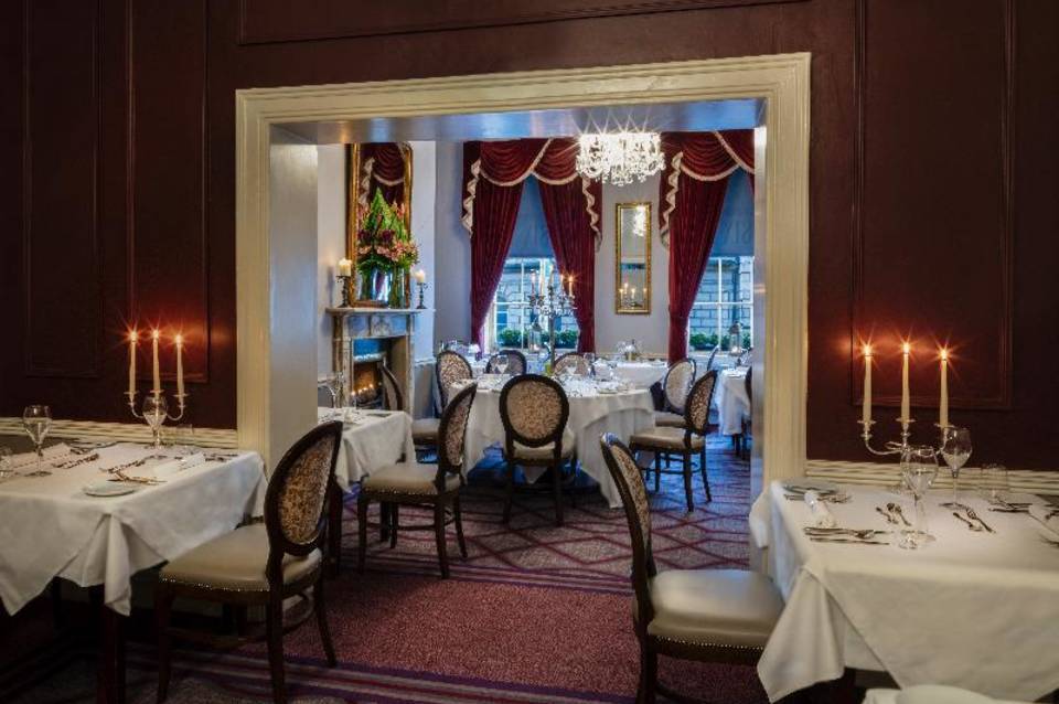 Cassidys Hotel 5