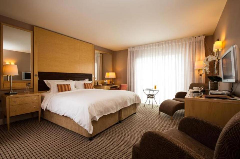 The Club Hotel & Spa 2
