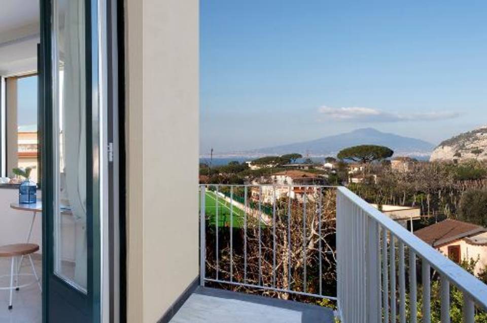 Unconventional Sorrento 1
