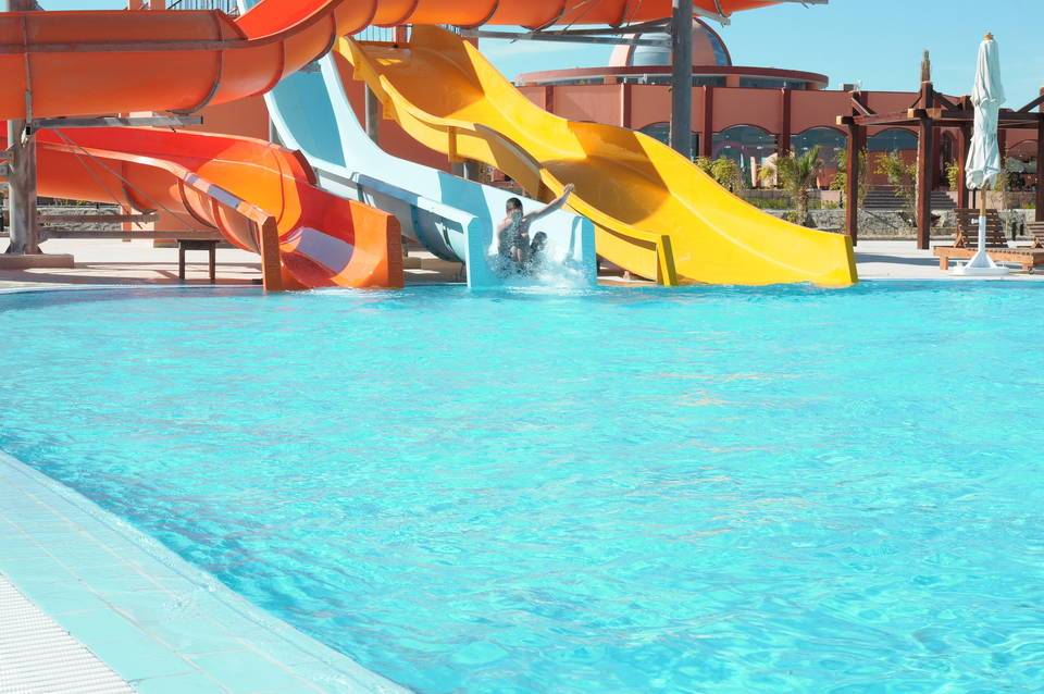 Three Corners Happy Life Beach Resort 5
